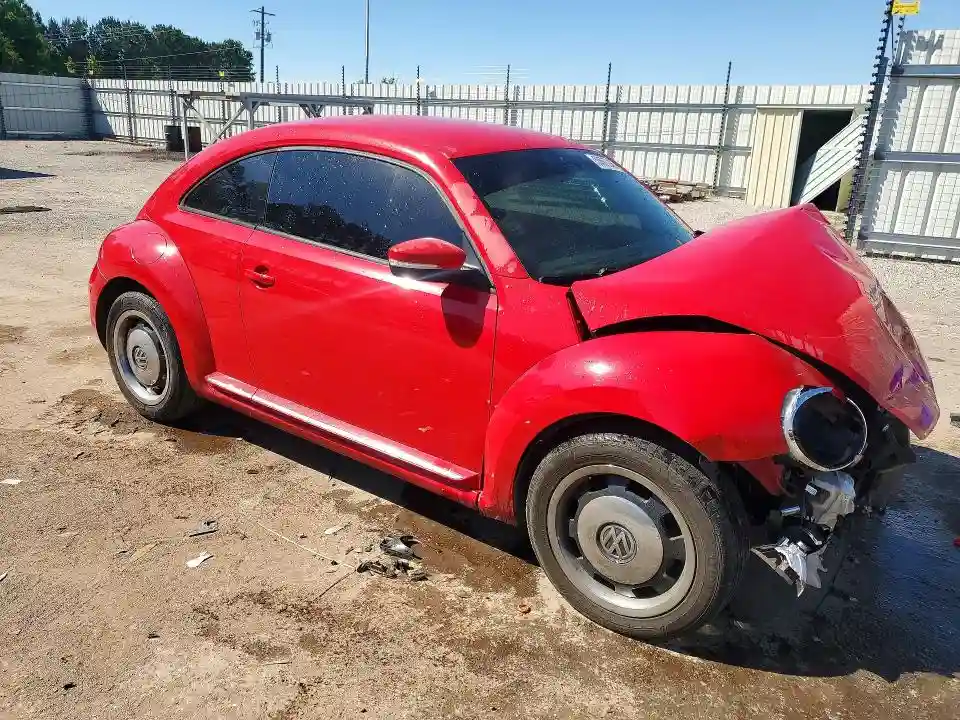 3VWJP7AT5CM641502 2012 VOLKSWAGEN BEETLE-3