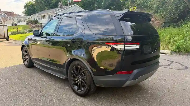 SALRG2RV4JA069601 2018 LAND ROVER DISCOVERY-2