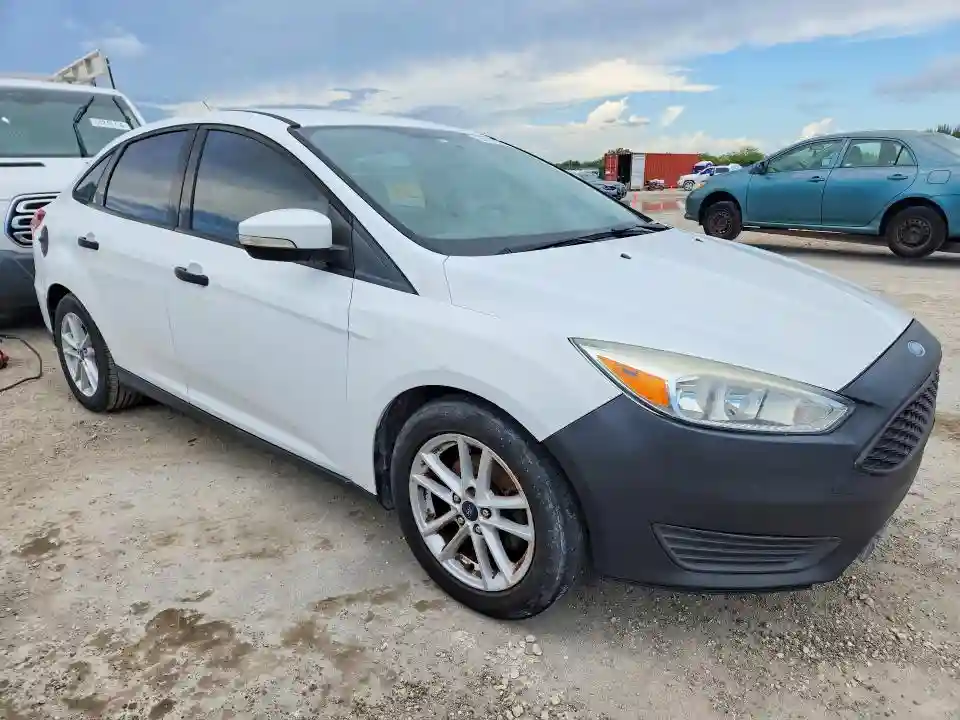 1FADP3F20HL275049 2017 FORD FOCUS-3