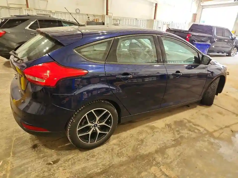 1FADP3M22HL282748 2017 FORD FOCUS-2