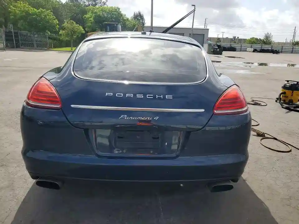 WP0AA2A7XBL011680 2011 PORSCHE PANAMERA-5