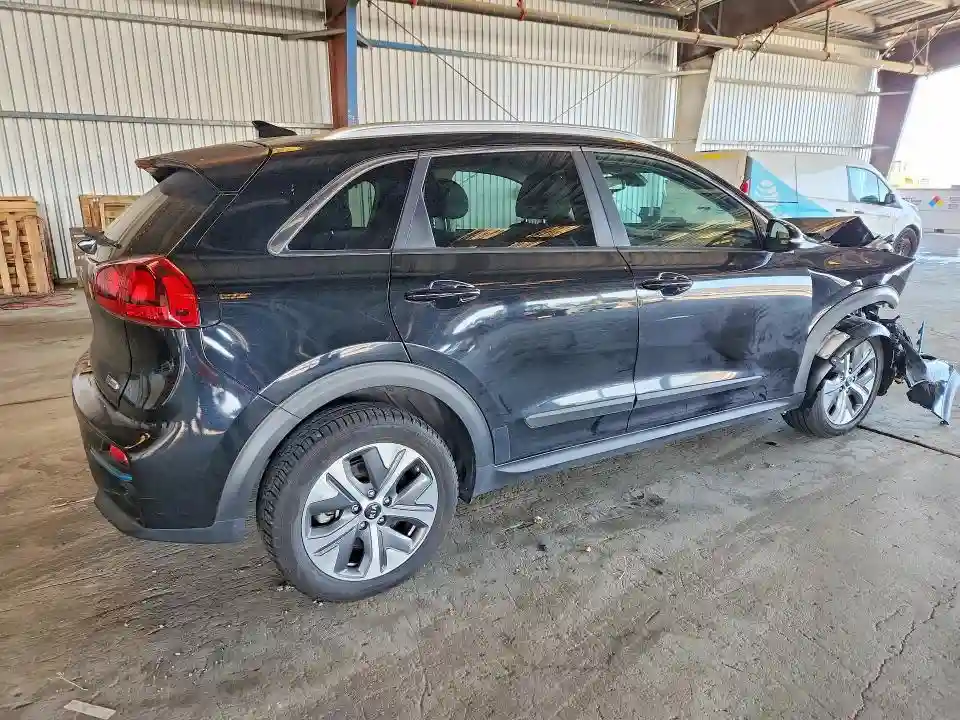 KNDCC3LG7L5061299 2020 KIA NIRO-2