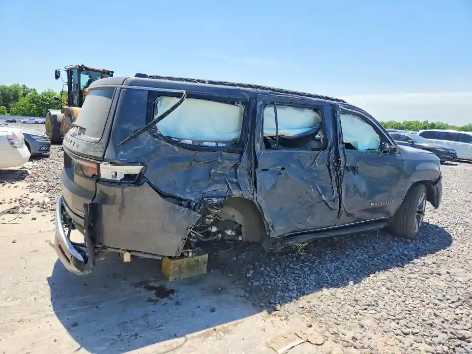 1C4SJVBT2NS128651 2022 JEEP WAGONEER-2