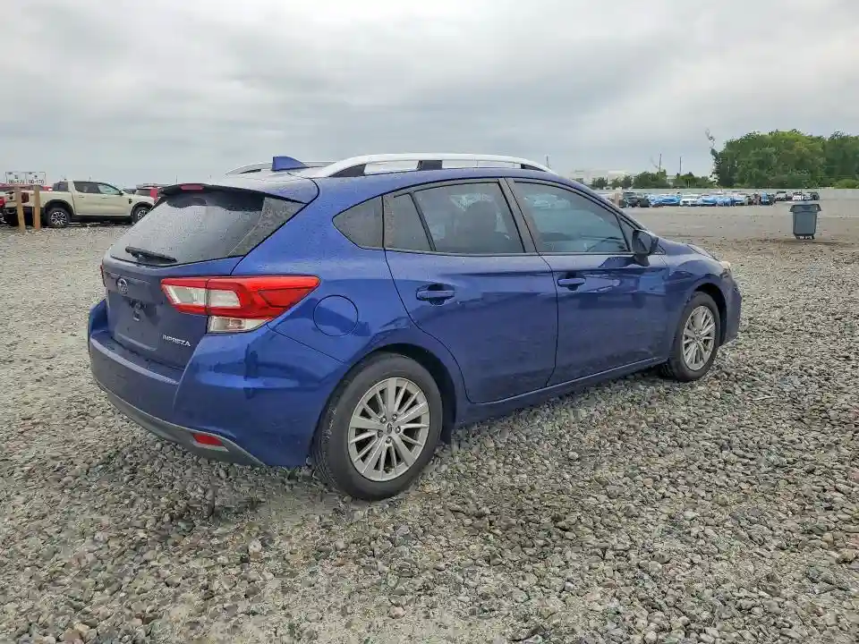 4S3GTAB61H3717059 2017 SUBARU IMPREZA-2
