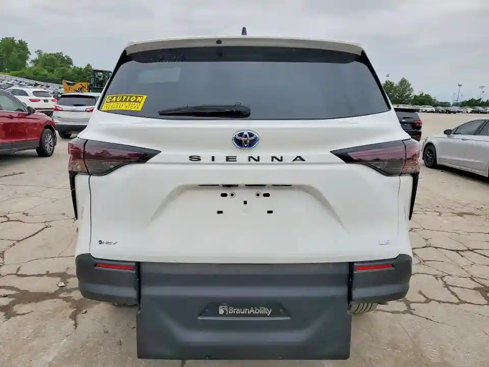 5TDKRKEC6SS256284 2025 TOYOTA SIENNA-5