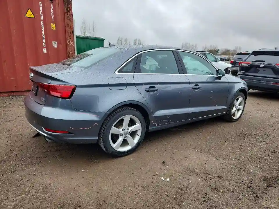 WAUF8GFF0H1051055 2017 AUDI S3-2