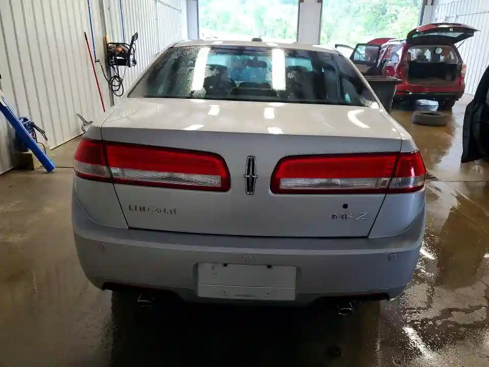 3LNHL2GC2BR751394 2011 LINCOLN MKZ-5