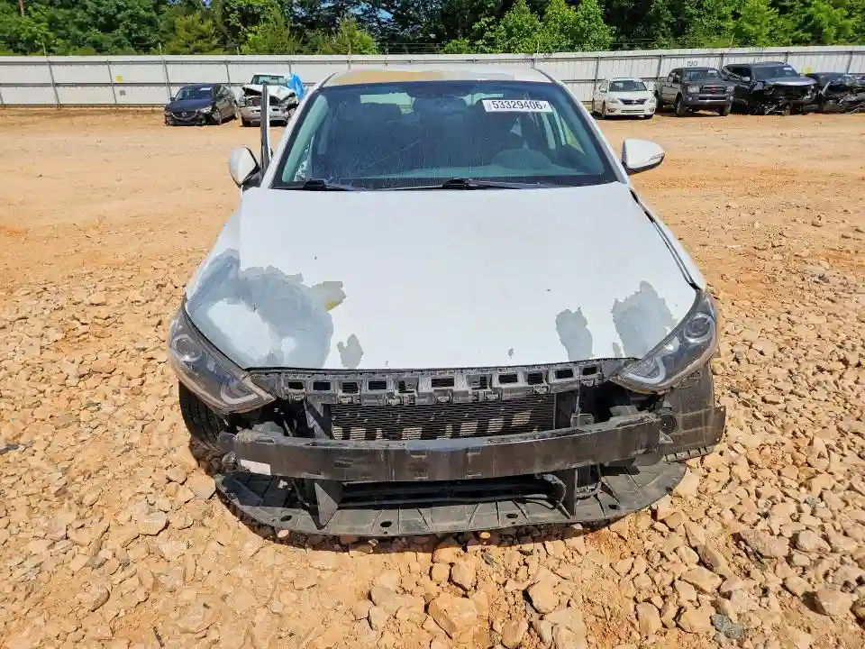 5NPD84LF3HH053551 2017 HYUNDAI ELANTRA-4