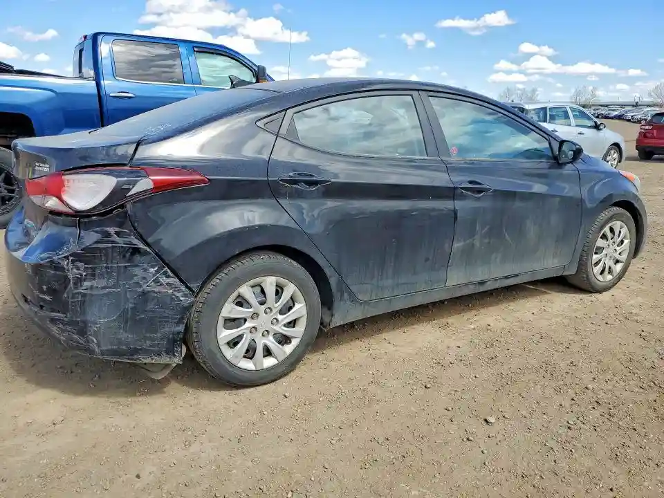 5NPDH4AE8CH068615 2012 HYUNDAI ELANTRA-2
