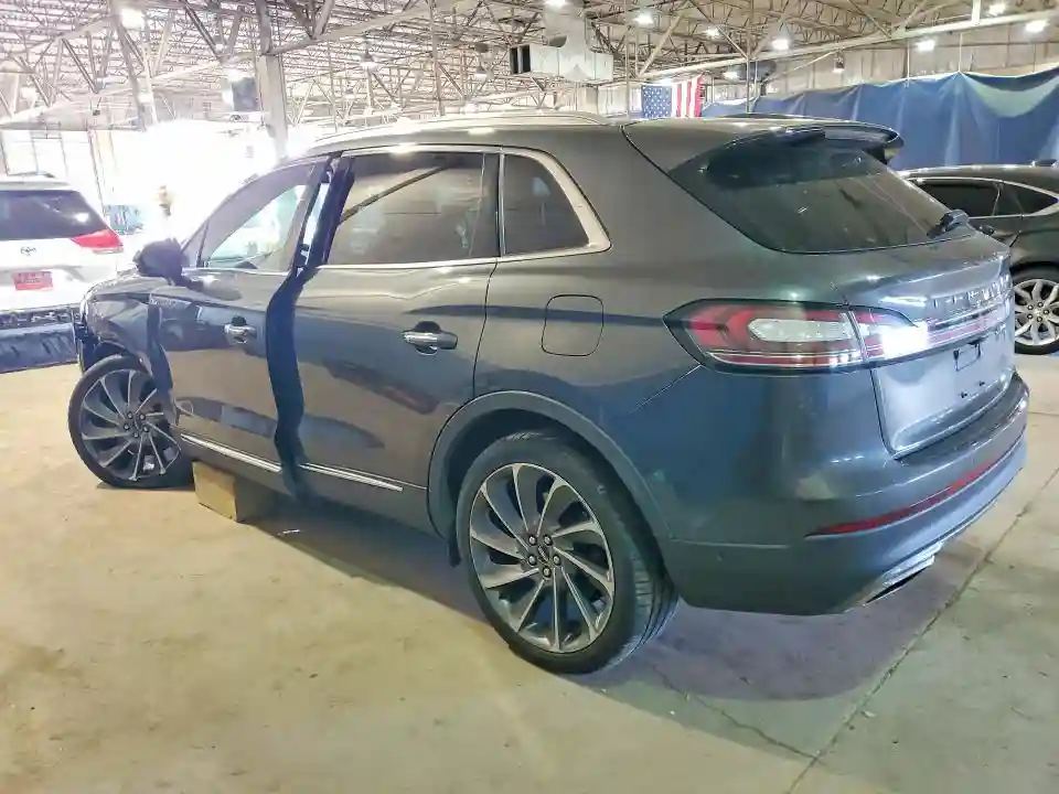 2LMPJ8LP2KBL18352 2019 LINCOLN NAUTILUS-1