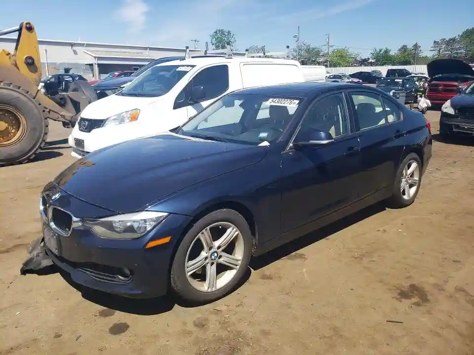 WBA3B1C57EK133562 2014 BMW 3 SERIES-0