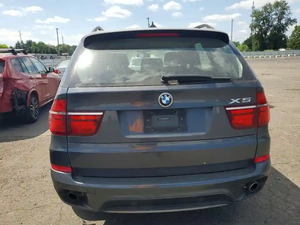 5UXZV4C58CL988282 2012 BMW X5-5