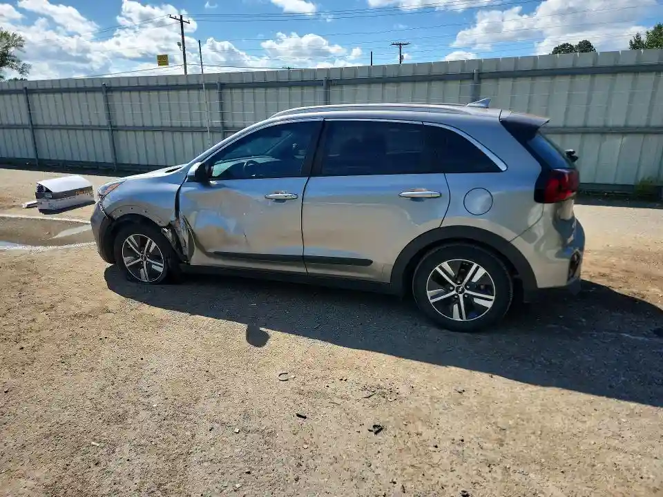 KNDCB3LC1N5546301 2022 KIA NIRO LXS S-1