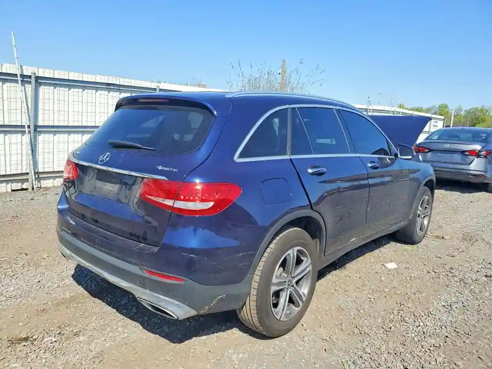 WDC0G4KB8KF592906 2019 MERCEDES-BENZ GLC-CLASS-2