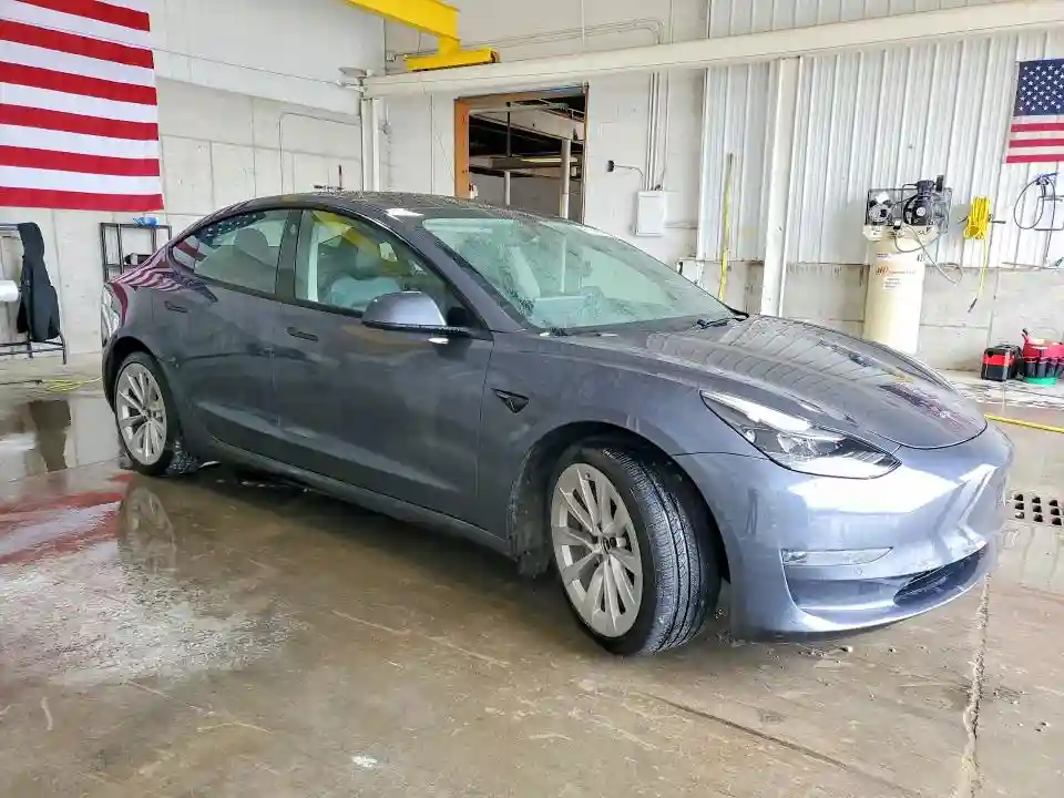5YJ3E1EA8NF288218 2022 TESLA MODEL 3-3
