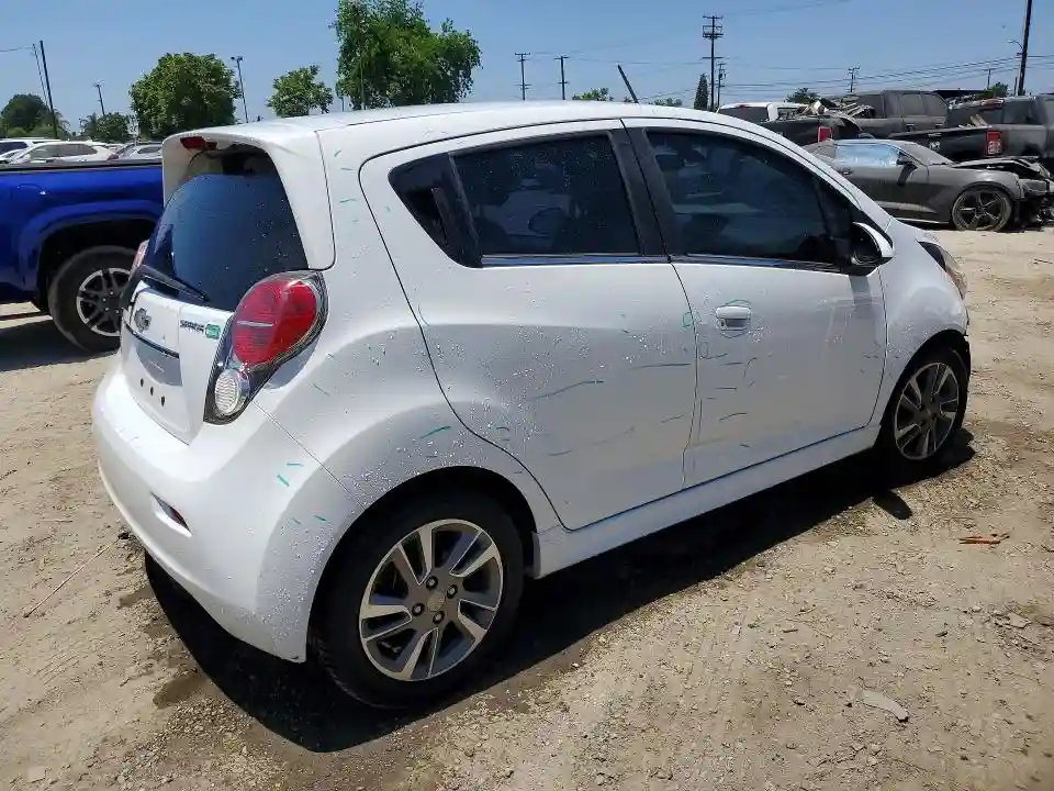 KL8CL6S07FC713899 2015 CHEVROLET SPARK-2