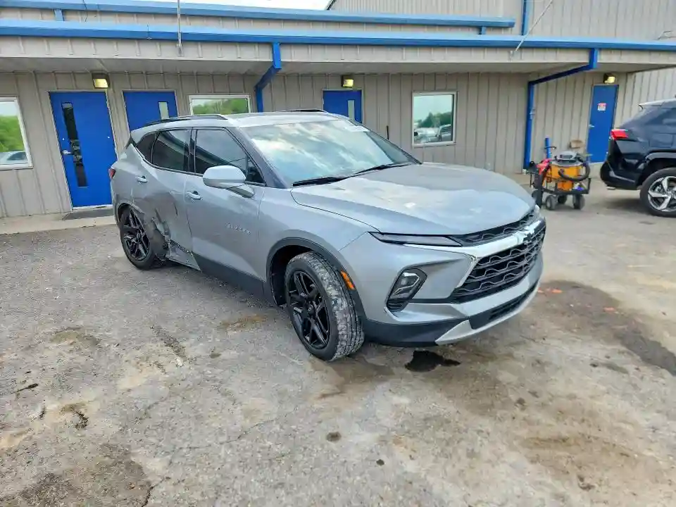 3GNKBCR42PS207798 2023 CHEVROLET BLAZER-3