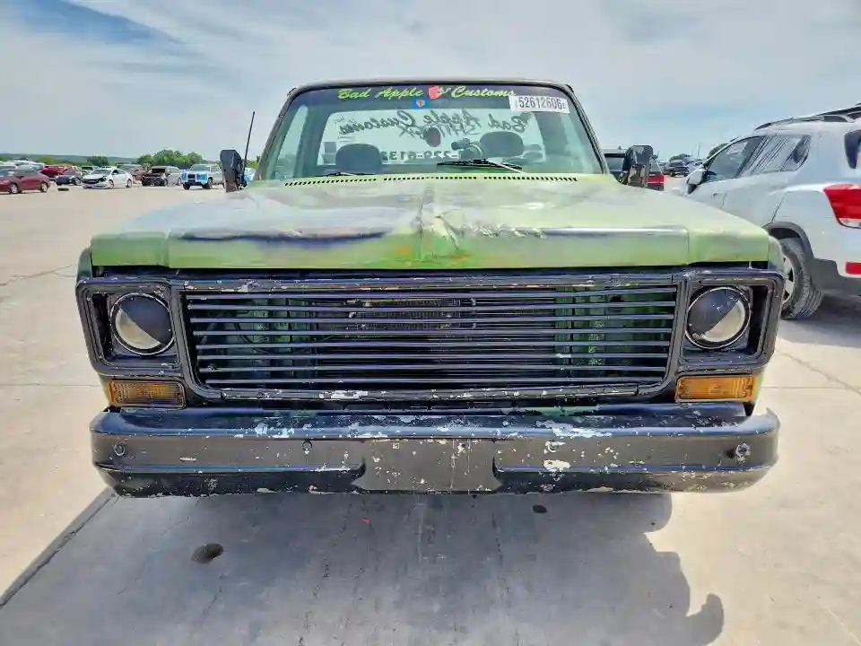 CCL146F303821 1976 CHEVROLET C/K1500-4