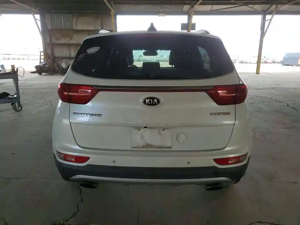 KNDPRCA66H7067990 2017 KIA SPORTAGE-5