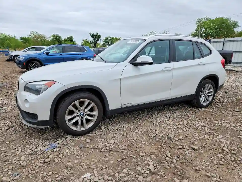 WBAVL1C59FVY31810 2015 BMW X1-0