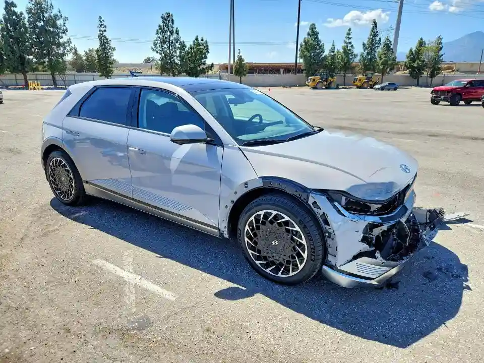 KM8KRDAF9PU183034 2023 HYUNDAI IONIQ-3