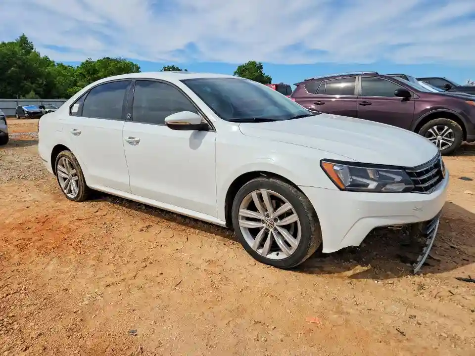1VWLA7A32KC012029 2019 VOLKSWAGEN PASSAT-3