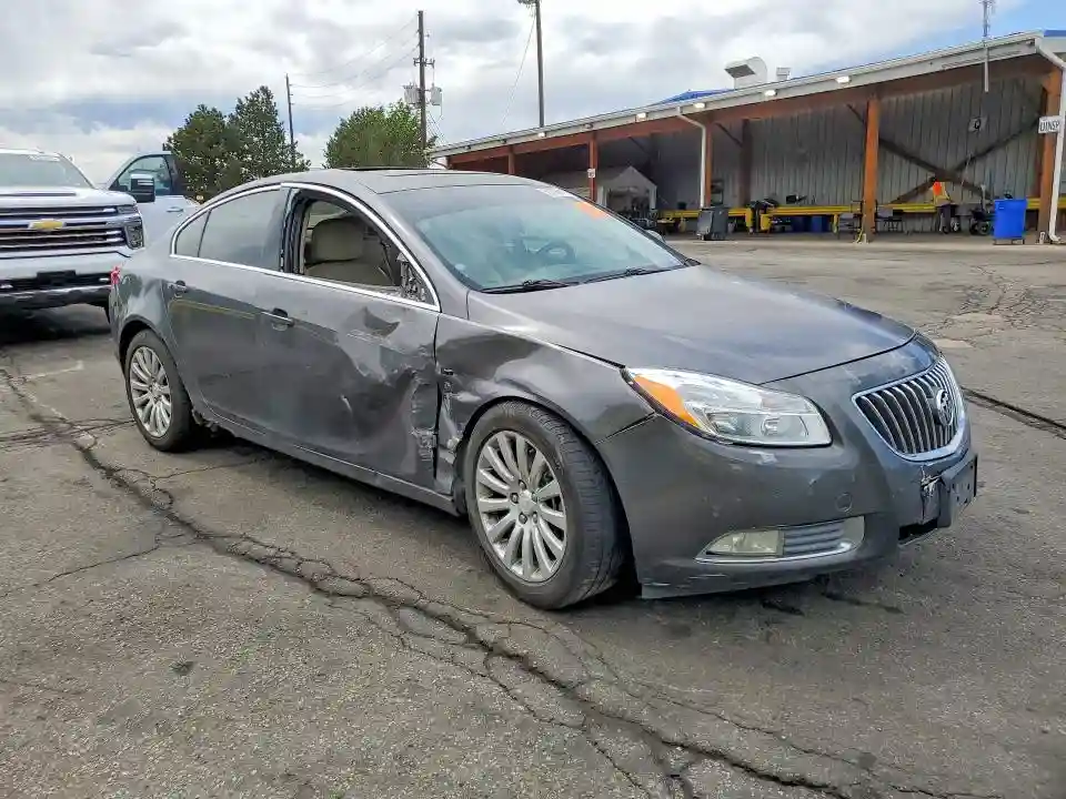 W04GY5GV4B1081985 2011 BUICK REGAL-3