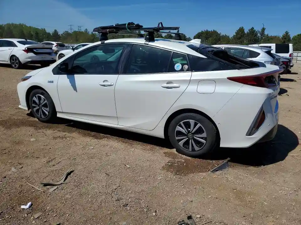 JTDKARFP4J3088694 2018 TOYOTA PRIUS-1