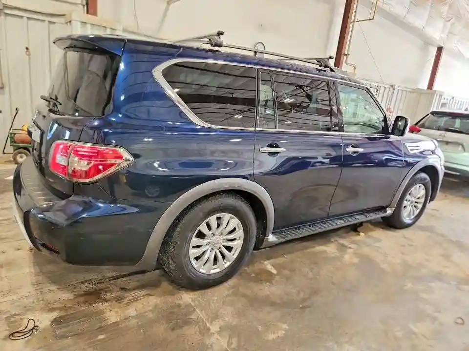 JN8AY2NC8H9501161 2017 NISSAN ARMADA-2