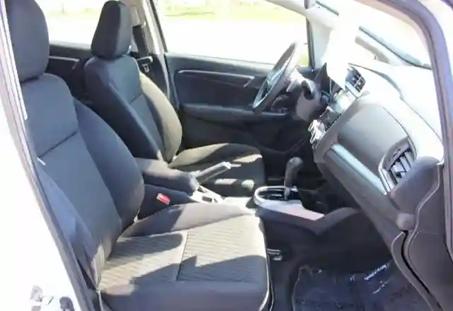 3HGGK5H80KM731139 2019 HONDA FIT-4