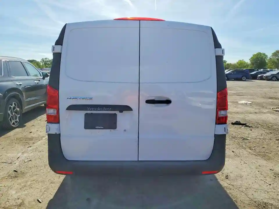 WD3PG2EA7H3226404 2017 MERCEDES-BENZ METRIS-5