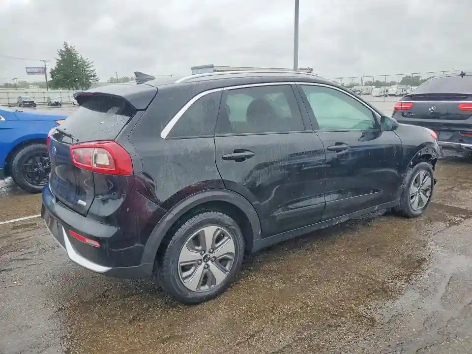 KNDCB3LC3K5242074 2019 KIA NIRO-2