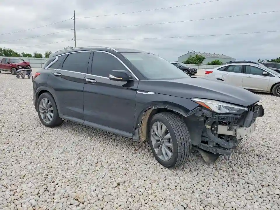 3PCAJ5M11LF107209 2020 INFINITI QX50-3