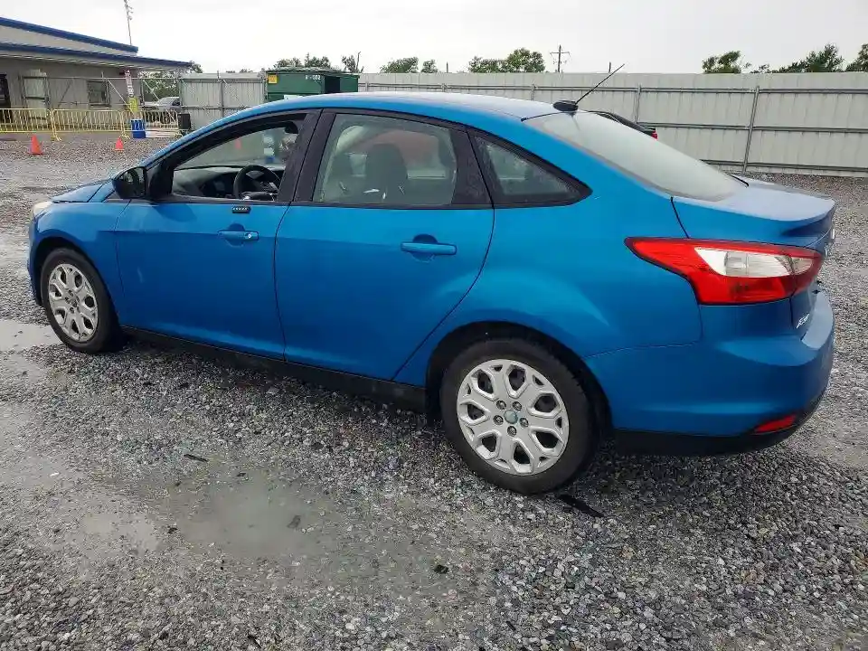 1FAHP3F20CL205822 2012 FORD FOCUS-1