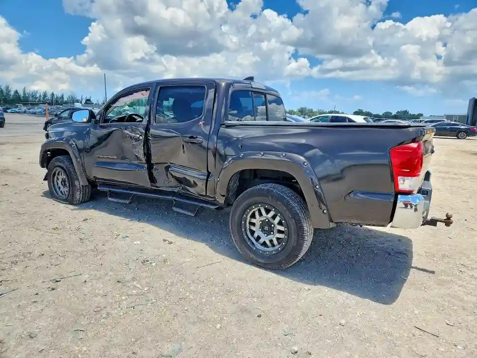 3TMAZ5CN8HM027499 2017 TOYOTA TACOMA-1