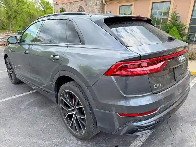 WA1EVAF11MD007500 2021 AUDI Q8-1