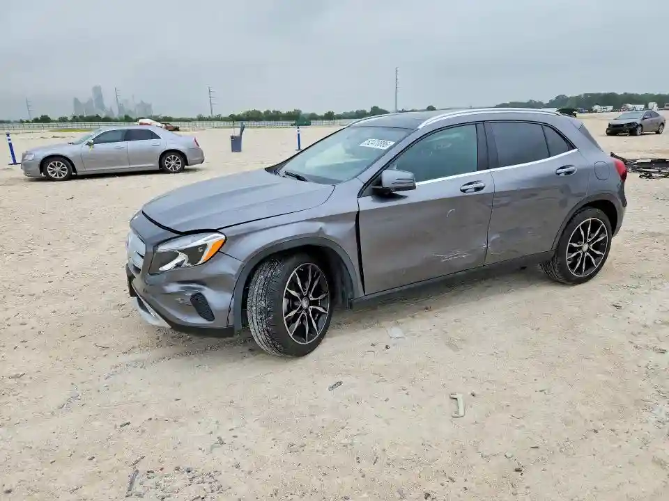 WDCTG4EB2GJ250879 2016 MERCEDES-BENZ GLA-CLASS-0