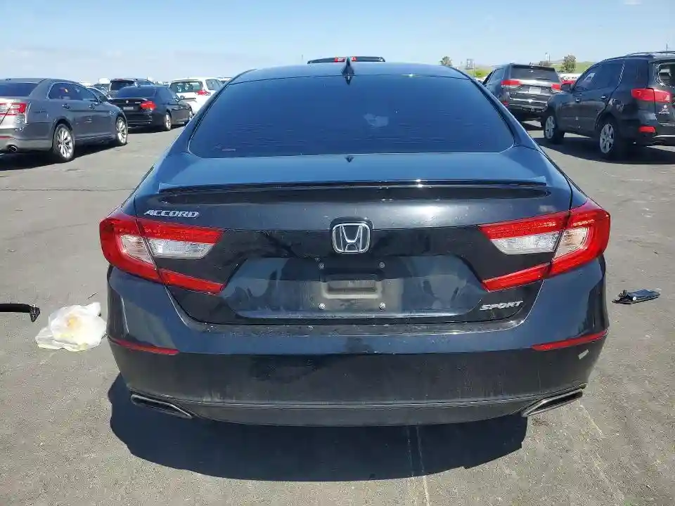 1HGCV1F3XJA223956 2018 HONDA ACCORD-5