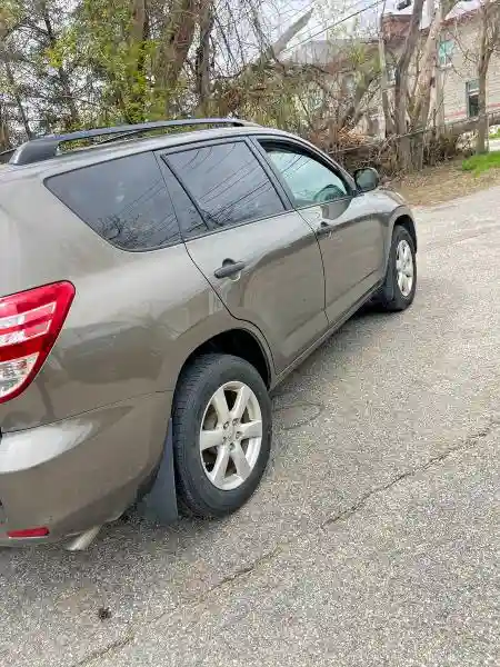 2T3BF4DV4BW176634 2011 TOYOTA RAV4-3