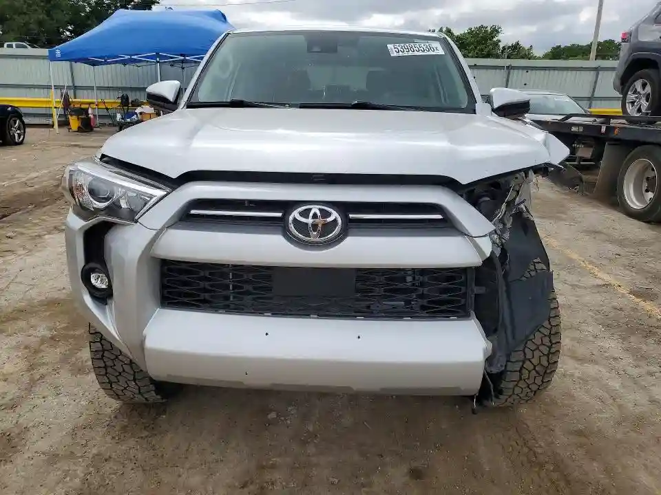 JTEMU5JR0N5993831 2022 TOYOTA 4RUNNER-4