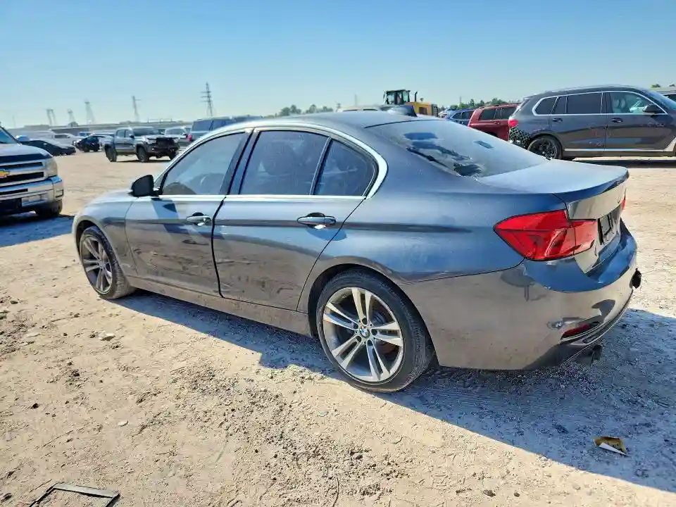 WBA8B9G54JNU95873 2018 BMW 3 SERIES-1