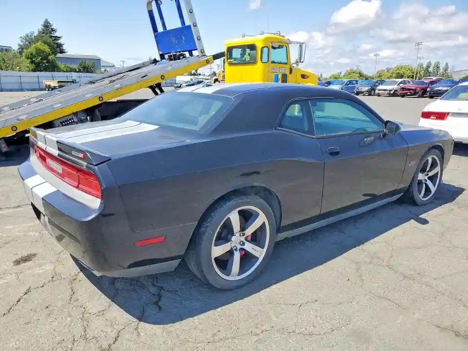 2C3CDYCJ0CH106084 2012 DODGE CHALLENGER-2
