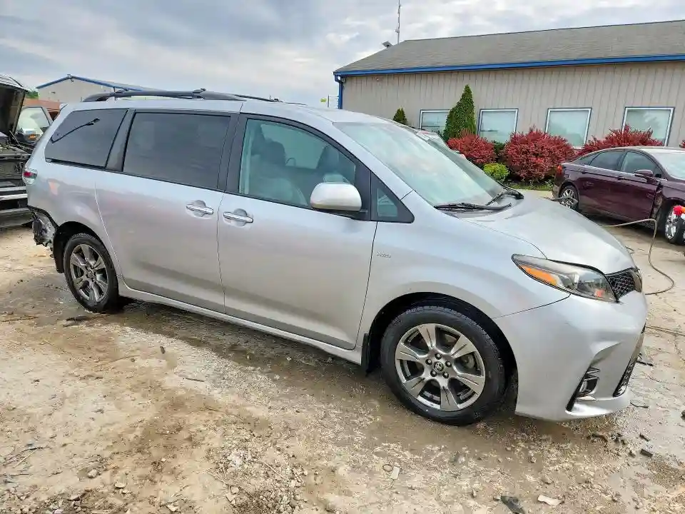 5TDEZ3DC4KS218346 2019 TOYOTA SIENNA-3