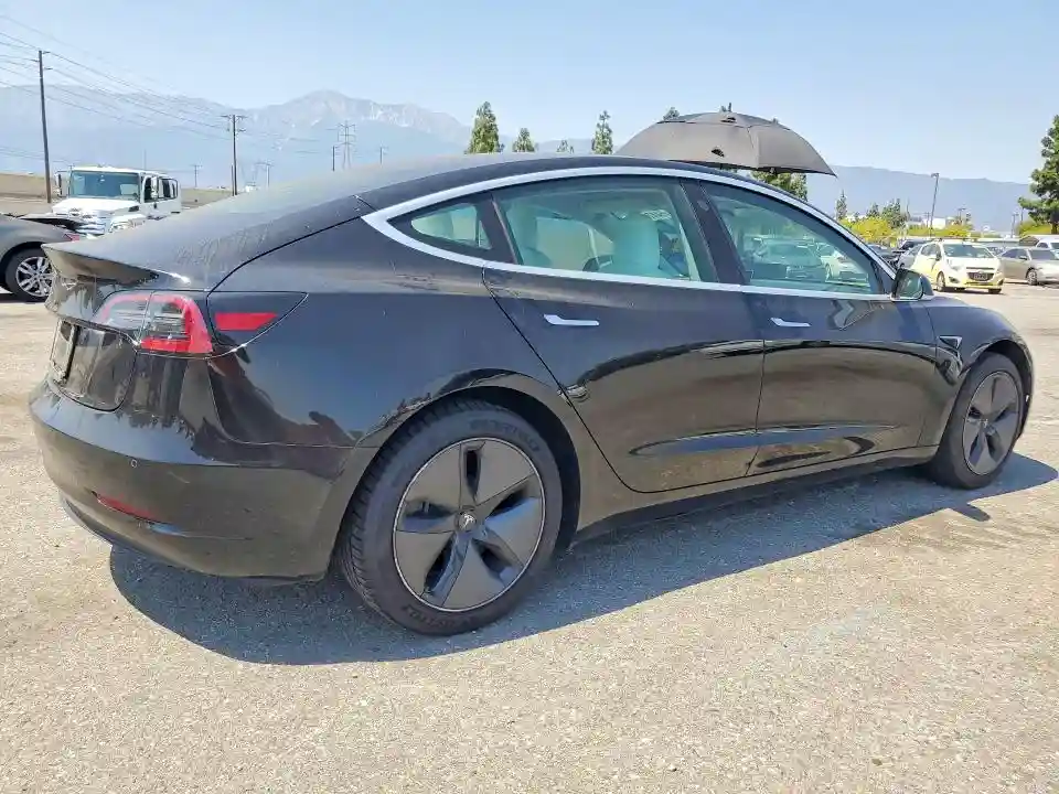 5YJ3E1EA5KF317850 2019 TESLA MODEL 3-2