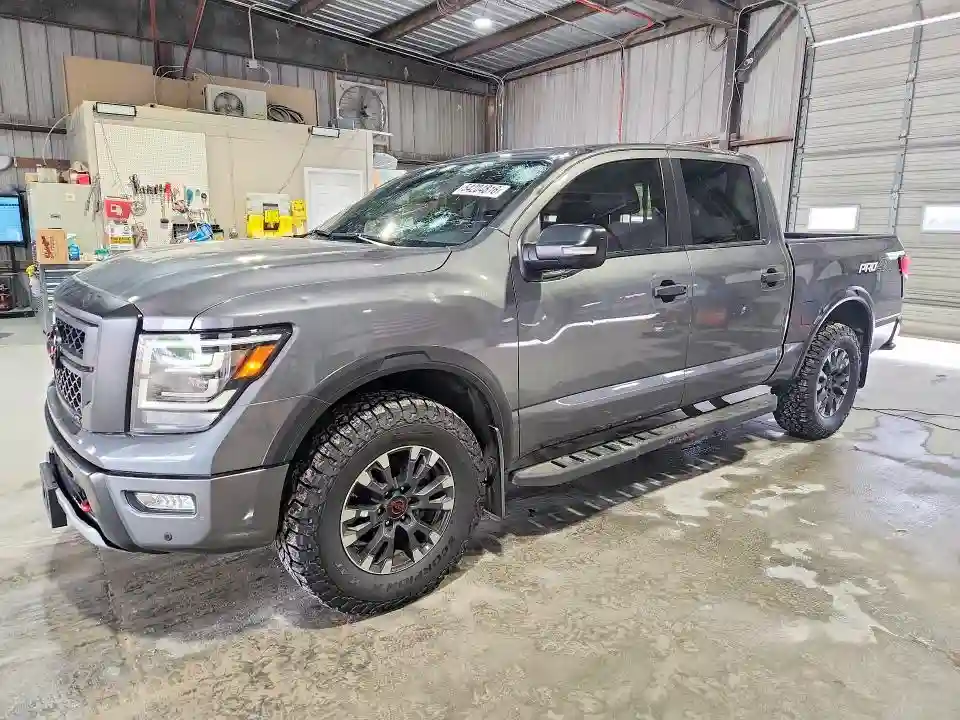 1N6AA1EDXPN104072 2023 NISSAN TITAN-0