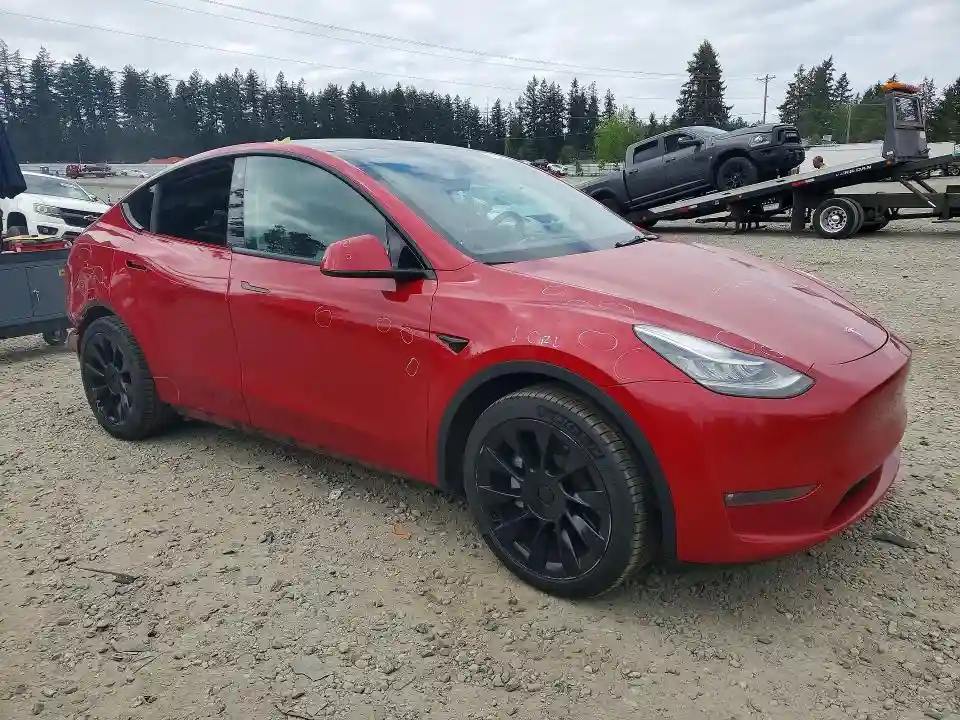 5YJYGAEE0MF217094 2021 TESLA MODEL Y-3