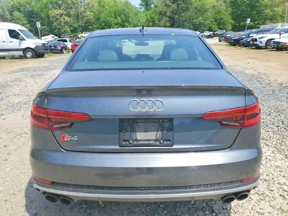 WAUC4AF44JA001386 2018 AUDI S4/RS4-5