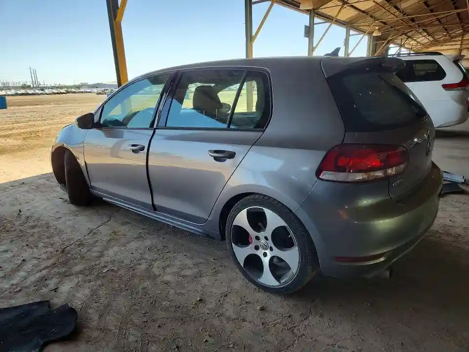WVWGD7AJ7BW131395 2011 VOLKSWAGEN GTI-1