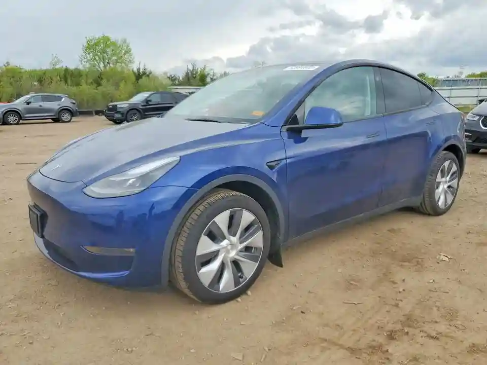 7SAYGDEE2PA178983 2023 TESLA MODEL Y-0