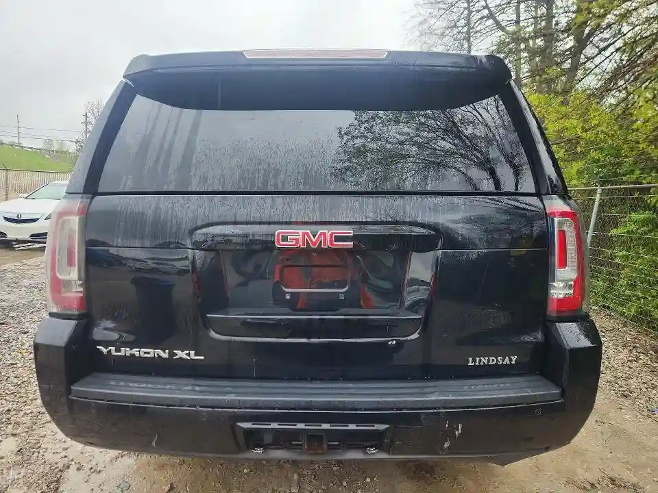 1GKS2GKC4JR130402 2018 GMC YUKON-5